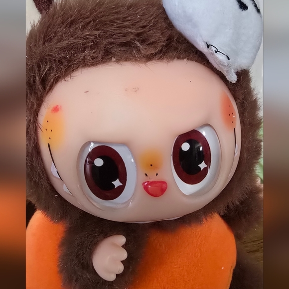 Pumpkin Labubu - Picture 2 of 3